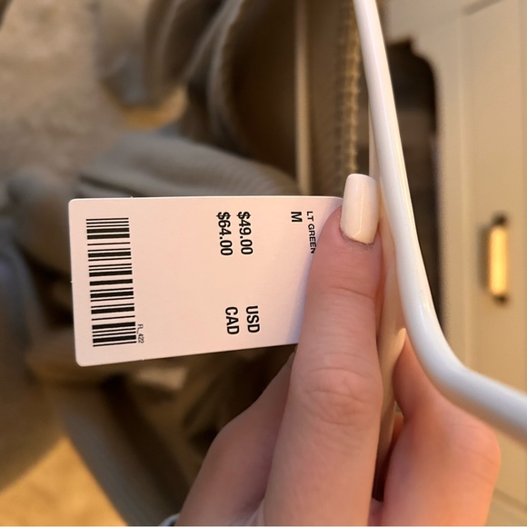 Romper - Picture 2 of 4